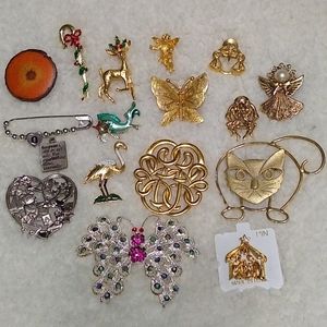 Vintage Pins (16 pcs)